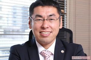 衝撃の過去を告白した書籍が話題・弁護士・諸橋仁智さん（撮影／吉岡竜紀）