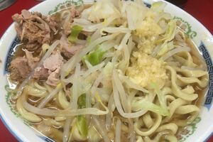 特にトラブルの声が多いガッツリ系ラーメン店(写真はイメージです)