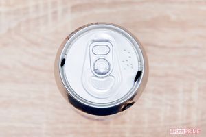 穴を2つあける△　撮影／山田智絵