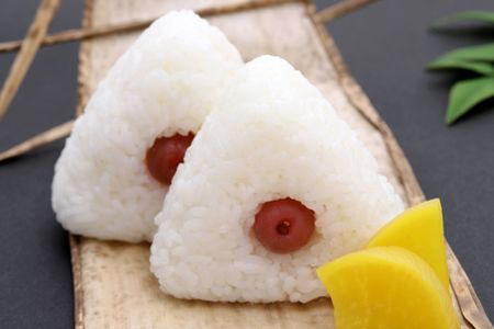 梅干しのおにぎり