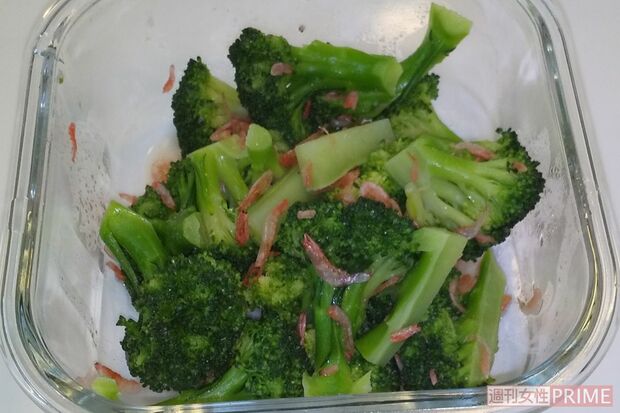 レタスの4倍の食物繊維で腸活もバッチリ『ブロッコリーの塩炒め』