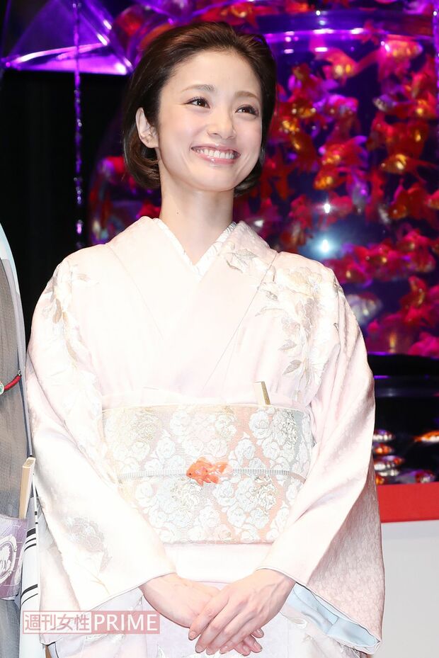 実は大の金魚好き浴衣姿が色っぽい　撮影／坂本利幸