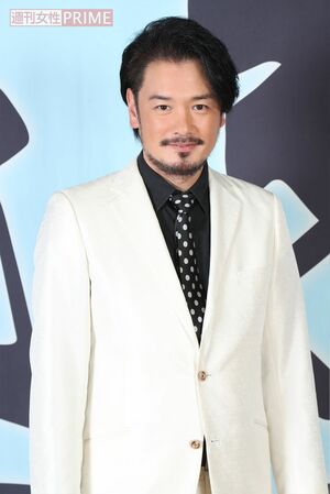 小田井涼平（おだい・りょうへい）／1971年2月23日生まれ。兵庫県出身。188cm。純烈の最年長メンバー。趣味は模型製作。特技はスキー、スノボ。2002年『仮面ライダー龍騎』出演。今春、タレントLiLiCoとの結婚を発表！　撮影／坂本利幸