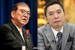 石破茂首相（左）と太田光