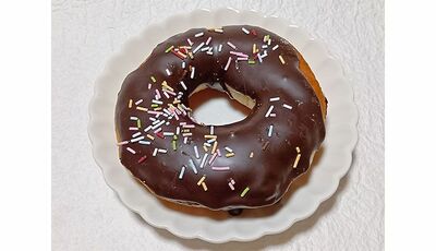 生ドーナツ店『I'm donut?』の“商品陳列”がトイレや風呂場を連想させると物議、運営会社が語った“デザイ…