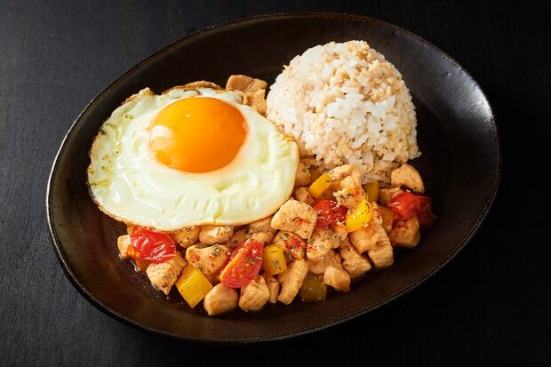 やせガパオライス/1人分397kcal〔写真/林紘輝(扶桑社)〕