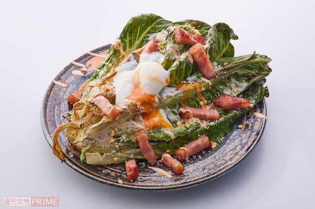 焼きロメインレタスのにんにくサラダ