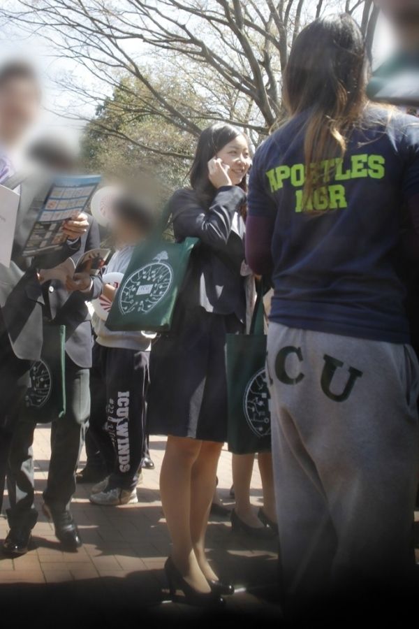 佳子さま、イケメン先輩と「LINE」で交わした“約束”