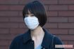 12月中旬の朝、通勤する唐田えりか