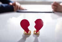 熟年離婚を迫られた妻の算段「老い先短い夫の死を待てば、取り分はプラス4500万円?」