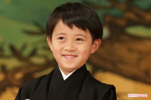 襲名会見で遊びよりも稽古が好きと答えた優等生な勸玄くん