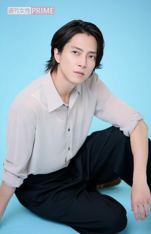 山下智久　撮影／渡邉智裕　ヘアメイク／北一騎　スタイリスト／櫻井賢之（casico）