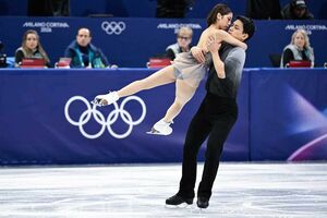 五輪のフィギュアスケートペアで日本史上初の金メダルを獲得した“りくりゅう”こと三浦璃来・木原龍一ペア 撮影/JMPA