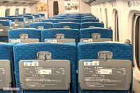 東海道新幹線自由席で混雑時に“無料枠”の幼児「1席利用」投稿が賛否、JR東海の見解と「思いやる気持ちを…