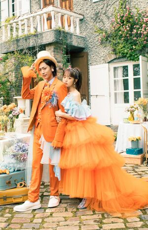 SNSで結婚を発表した峯岸みなみと東海オンエアてつや