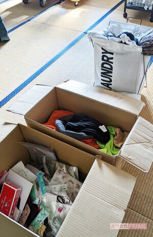 滞在していたホテルに残されたいしだ壱成の私物。高価なものは離婚の際に元妻が持って行ったという