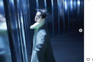 別居報道当日に桑島智輝氏が投稿した安達の作品（公式インスタグラムより）