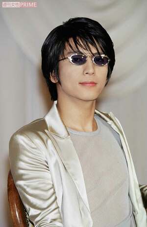 1998年フジテレビ系ドラマ『WITH LOVE』制作発表会での及川光博（1/3）