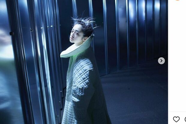 別居報道当日に桑島智輝氏が投稿した安達の作品（公式インスタグラムより）