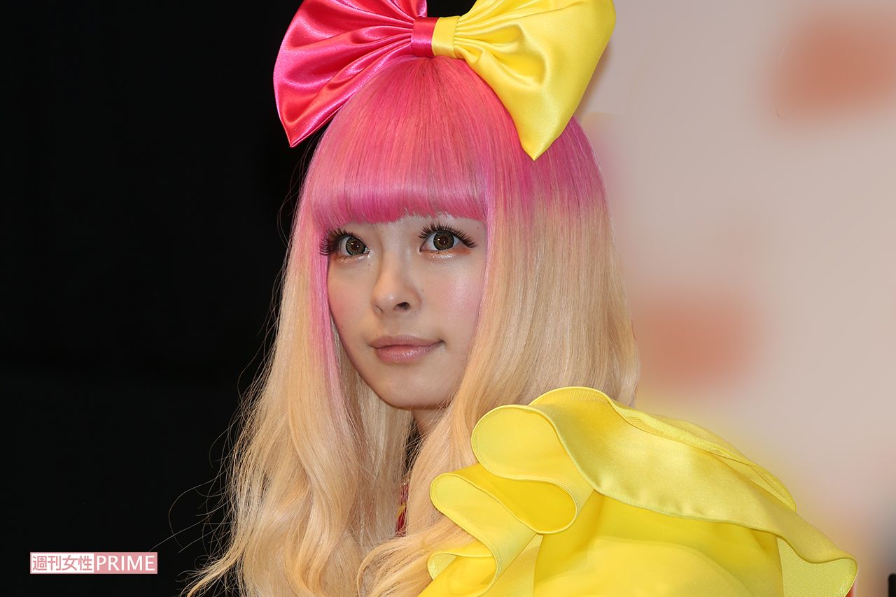 きゃりーぱみゅぱみゅ、益若つばさとのツーショット披露にネット騒然