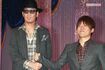 コブクロ、黒田俊介(左)と小渕健太郎
