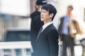 '20年、4月『半沢直樹』のロケに臨む堺雅人