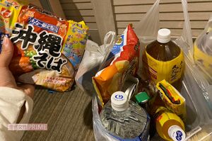 やっと購入できた食料とともにホテルに籠城