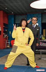 香取慎吾（左）と三谷幸喜（右）　撮影／山田智絵