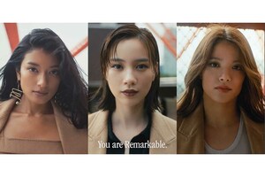 左からローラ、のん、阿部詩（Max Mara公式サイトより）