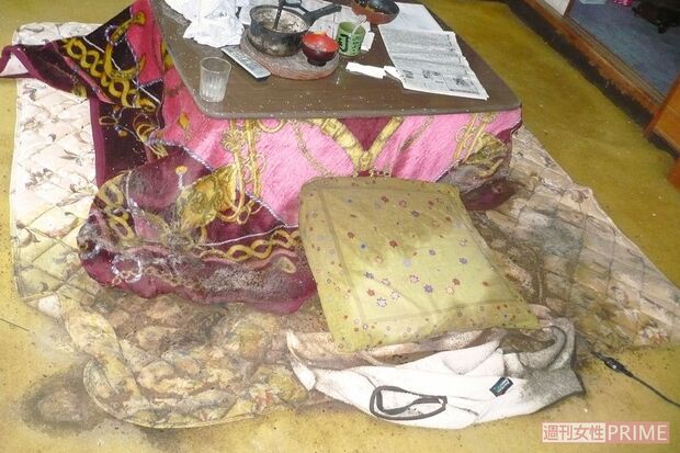 こたつに座ったまま息絶え、遺体で発見された。部屋は整理整頓され穏やかな空気が流れていたという