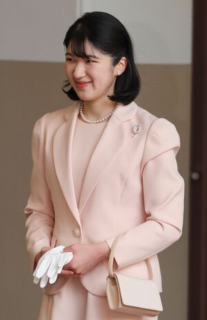 4月25日、皇居内で行われた宮内庁楽部による『春季雅楽演奏会』をご鑑賞になられた愛子さま