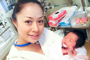 出産直後、楓音ちゃんに発作が起きる前（撮影／伊藤和幸）