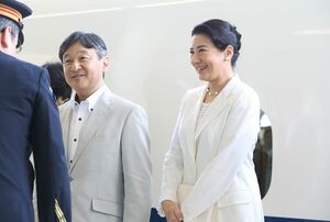 雅子さまは米原市内にある医療福祉施設で、リハビリをする少女に「上手ですね」と声をかけられた