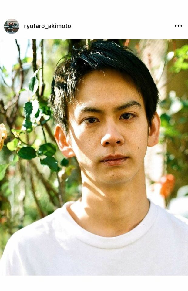 吉谷彩子と結婚を発表した秋元龍太朗（本人インスタグラムより）