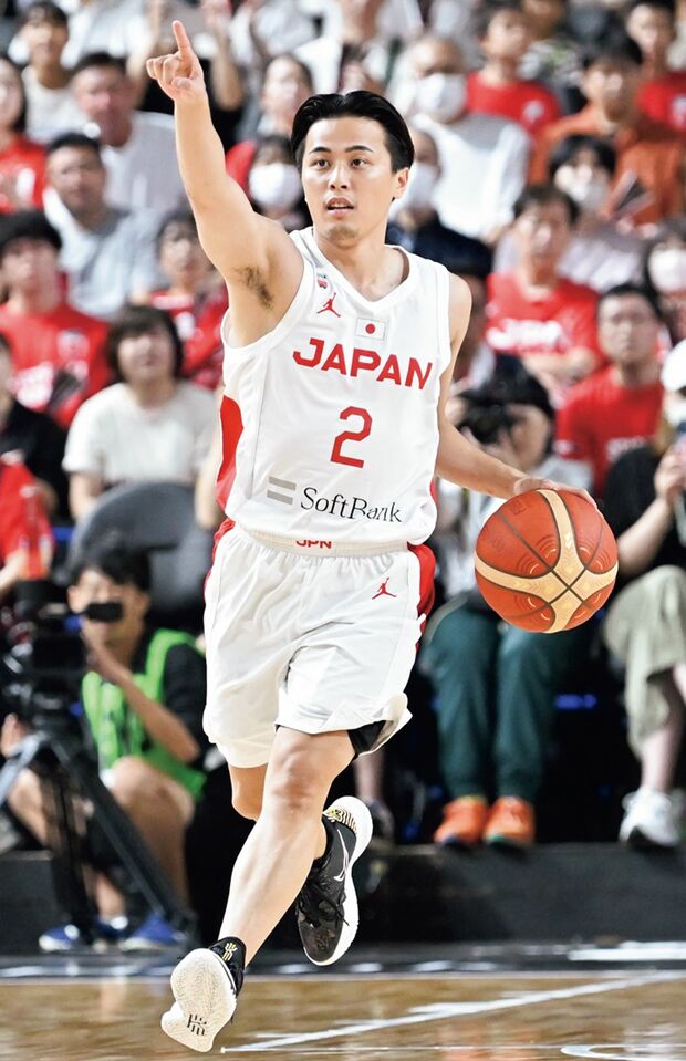 富樫勇樹（30）主将、ポイントガード、千葉ジェッツ、167cm（C）JBA