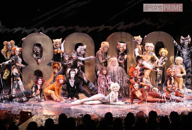 2006年12月、劇団四季『ライオンキング』カーテンコールにて