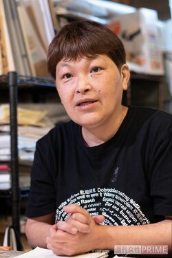 支援活動は「自分のためにやっている」と強調する上野さん。『おかえり』も「私の居場所」と言ってはばからない 撮影/齋藤周造
