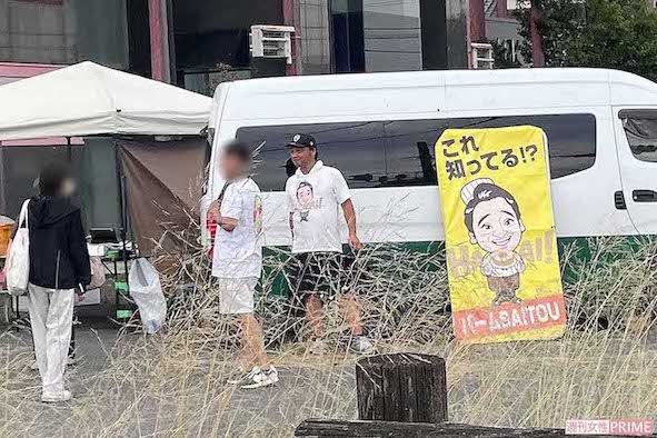 発売当初は多くの人が来ていたが、4か月たった今は閑散とした様子だった(8月27日)