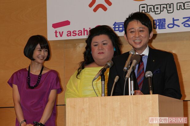『マツコ&有吉の怒り新党』記者会見、笑顔の有吉と夏目('11年10月)