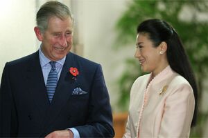 '08年10月、来日したチャールズ新国王（当時皇太子）と満面の笑みで懇談される雅子さま