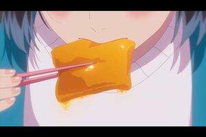 赤いきつね緑のたぬきウェブCM「ひとりのよると赤緑」おうちドラマ編(公式YouTubeより)