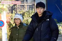 杏と東出昌大、生まれた双子を高級ベビーカーではなくあえて乳母車に乗せるワケ