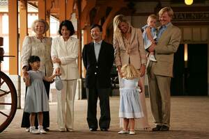 雅子さまのご静養を兼ねて、ベアトリクス女王がご一家をオランダに招待(’06年8月)