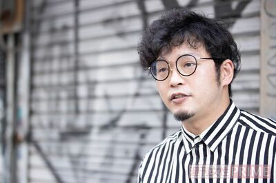 これまで1万体以上の火葬に立ち会った下駄さん。別れの場は悲しみだけではないのだ