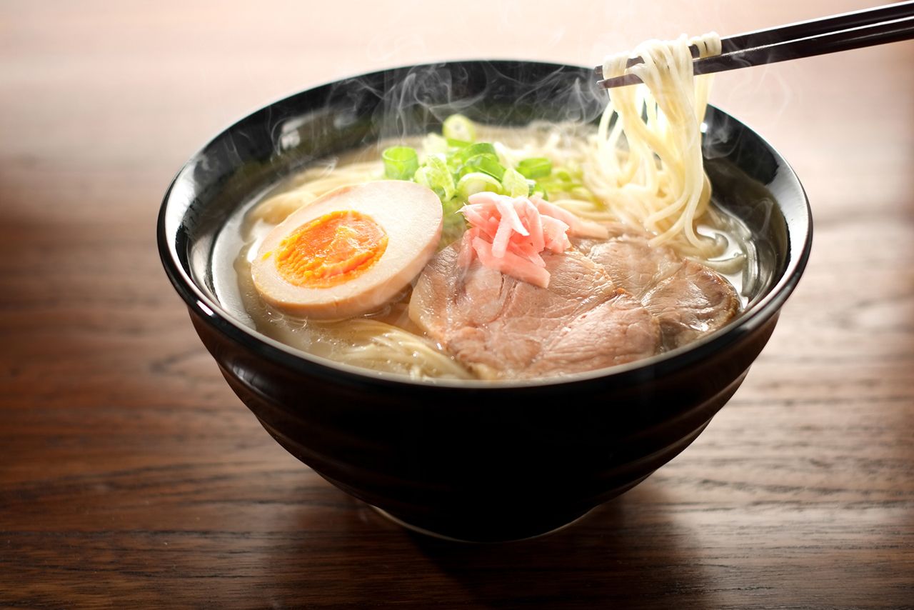 画像 写真 わかっちゃいるけどやめられない 魅惑の 夜中ラーメン をおいしく食べる方法 週刊女性prime