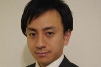 東大大学院に通う超エリート男、女子高生の頭にトートバッグを被せて抱きつき御用