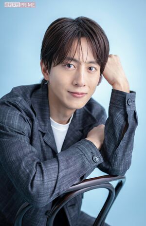 溝端淳平　撮影／齋藤周造ヘアメイク／久保フユミ（ROI)スタイリスト／黒田領