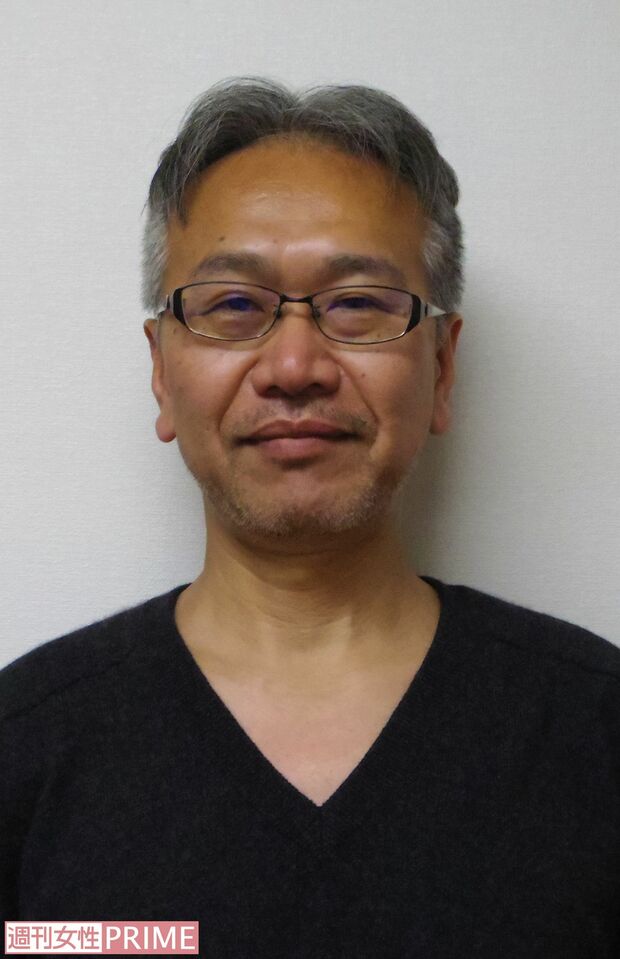 演芸コラムニストの渡邉寧久さん。新聞や情報誌で演芸に関する連載を持ち、監修著書に『落語入門』（成美堂）など