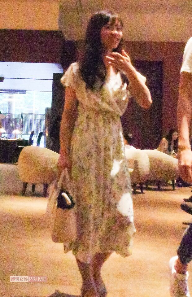 2019年、ドラマ『あなたの番です』打ち上げに参加した奈緒