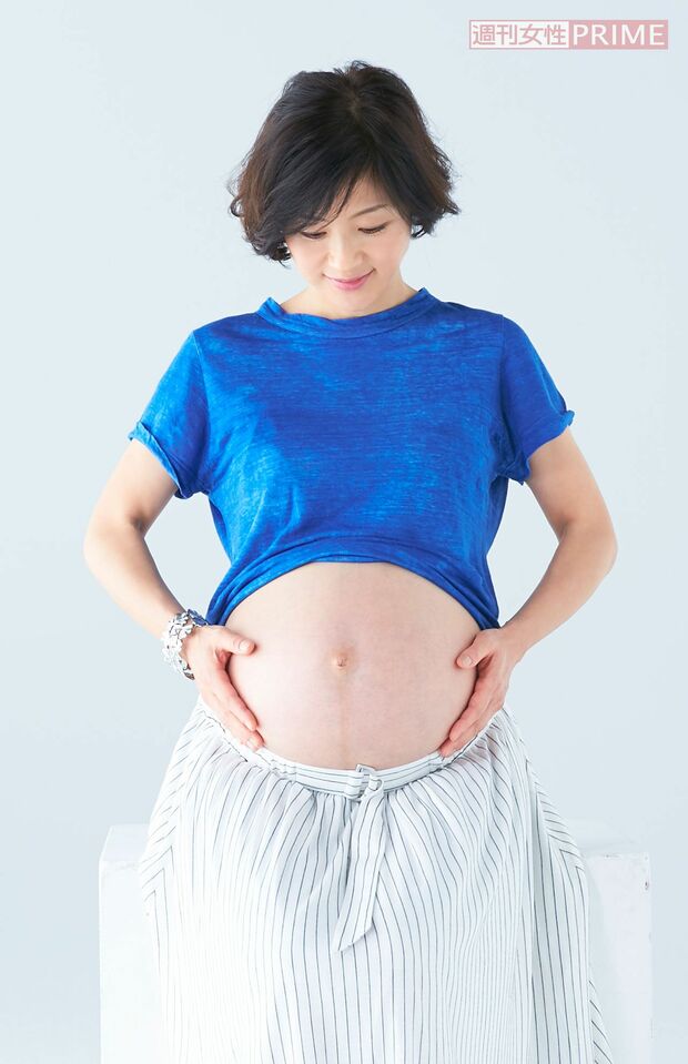 ７月13日、2人目の出産日の約1か月前に撮影　著書『大人の授かりBOOK 〜焦りをひと呼吸に変える がんばりすぎないコツ〜』（ワニブックス刊）より